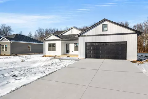 29 Hidden Ct, Danville, KY 40422