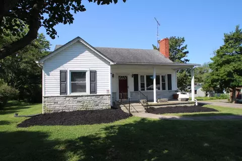 1422 Harrodsburg Rd, Lawrenceburg, KY 40342