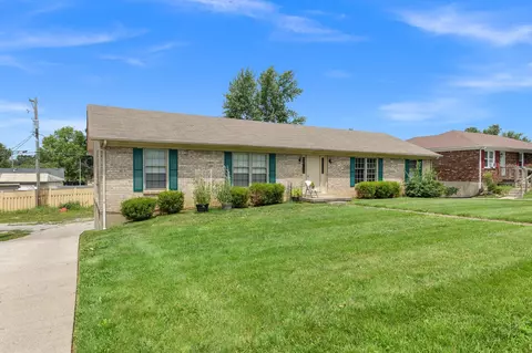 3187 Yellowstone Pkwy, Lexington, KY 40517