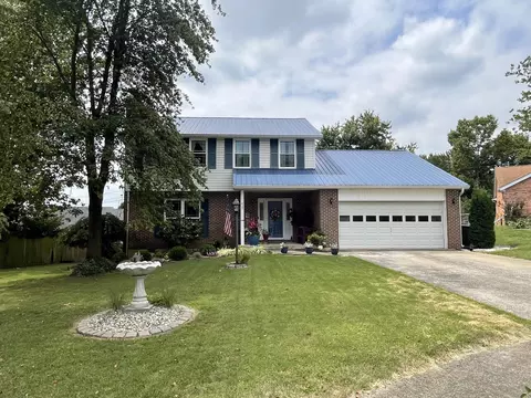 420 Skylark Dr, Winchester, KY 40391