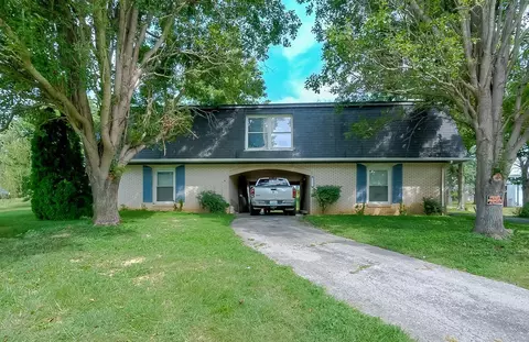 496 Old Danville Rd, Lancaster, KY 40444