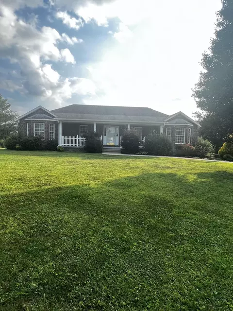 28 Grist Mill Rd, Stanford, KY 40484