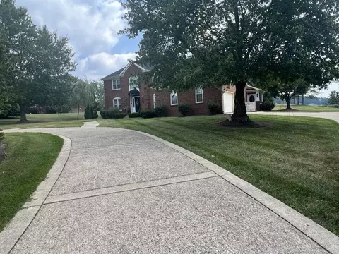 116 Hickory Dr, Morehead, KY 40351 photo 4