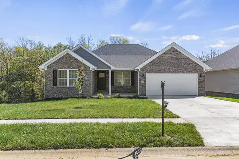821 Wyatt Ct, Richmond, KY 40475