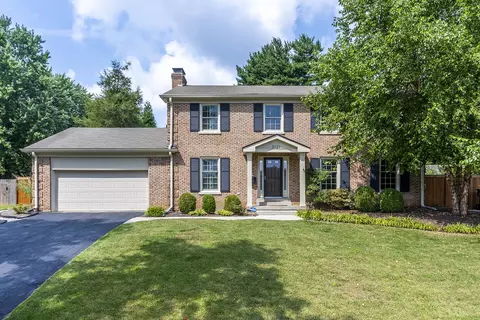 3121 Montavesta Rd, Lexington, KY 40502
