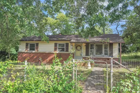 102 Walnut St, Ferguson, KY 42533