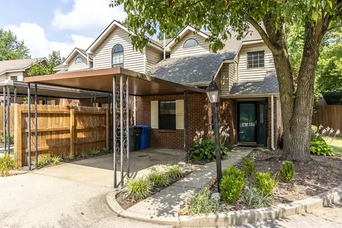 327 Santa Fe Ct, Lexington, KY 40509