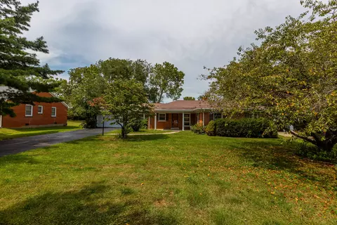 1727 Blue Ridge Dr, Lexington, KY 40505