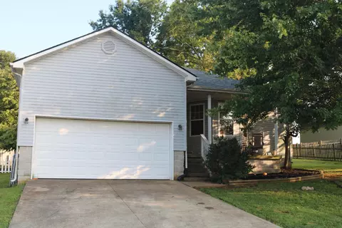 104 Maple Ave, Millersburg, KY 40348