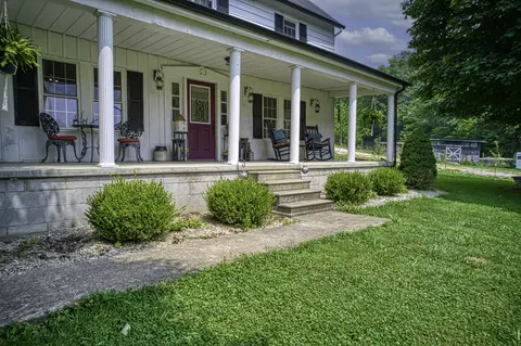 5362 Rockhouse Creek Rd, West Liberty, KY 41472