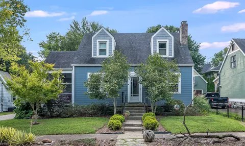109 E Stephens St, Midway, KY 40347 photo 3