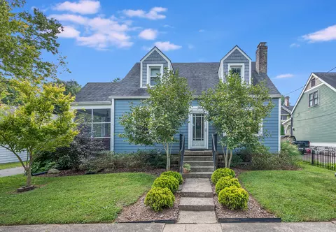 109 E Stephens St, Midway, KY 40347