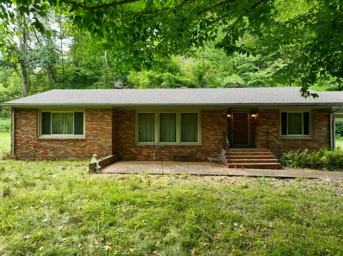 66 Davidson Dr, Carrie, KY 41725