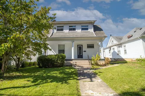 121 15th St, Paris, KY 40361