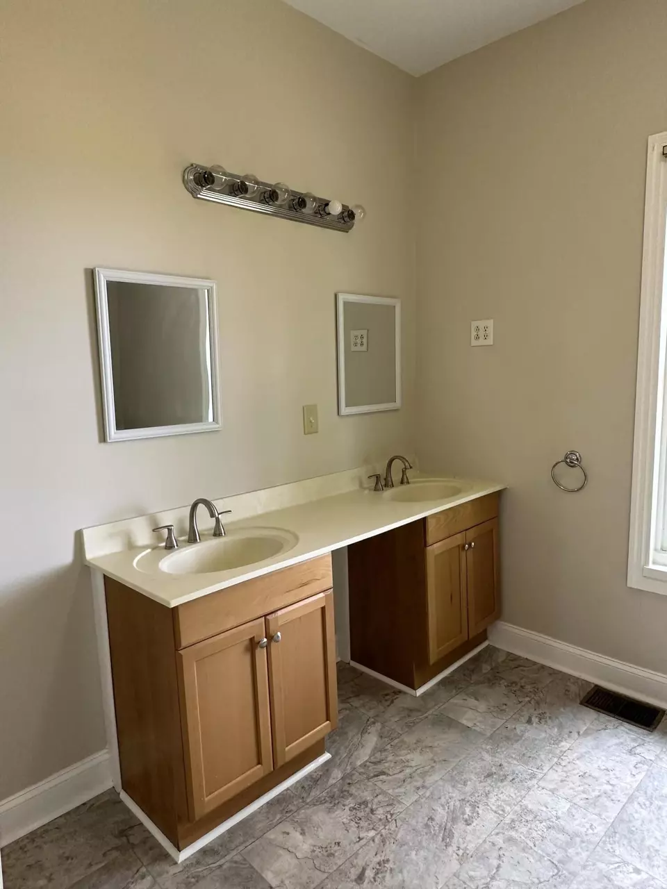  213 Cunningham St, Sadieville, KY 40370 photo 14