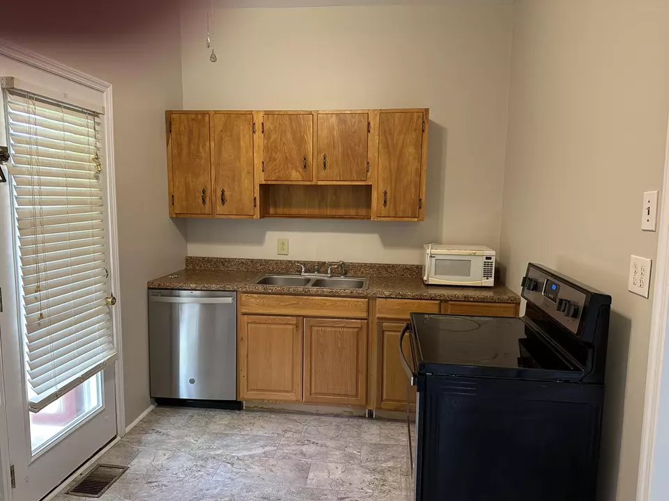  213 Cunningham St, Sadieville, KY 40370 photo 6