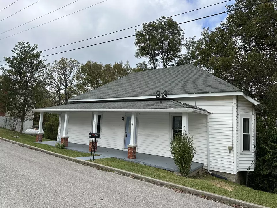  213 Cunningham St, Sadieville, KY 40370 photo 1