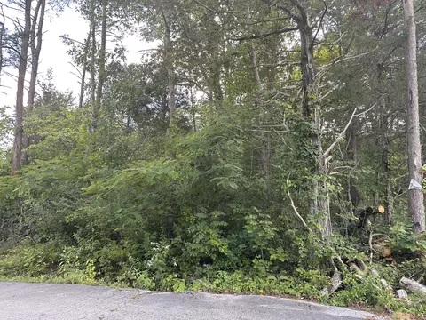 95 Eads Ln, Bronston, KY 42518
