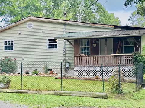 222 Ada Ln, Lily, KY 40740