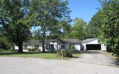 132 Winburn Dr, Richmond, KY 40475