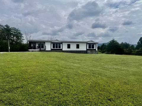 6082 Battlefield Memorial Hwy, Berea, KY 40403
