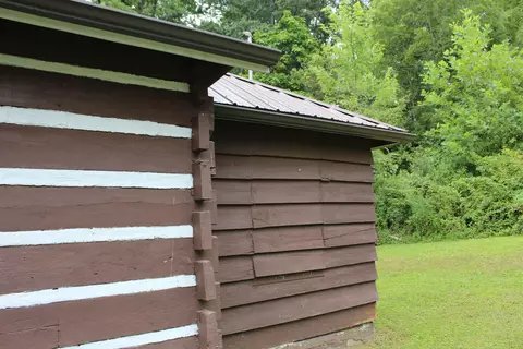 116 Willow St, Middlesboro, KY 40965 photo 9