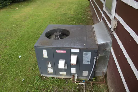 116 Willow St, Middlesboro, KY 40965 photo 8