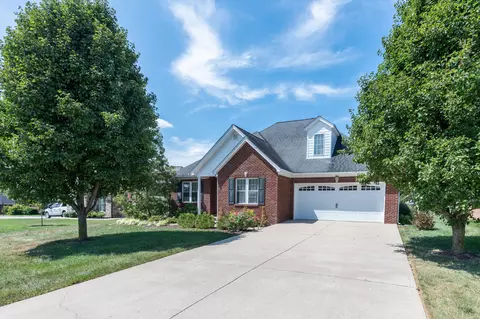 104 Old Station Rd, Frankfort, KY 40601