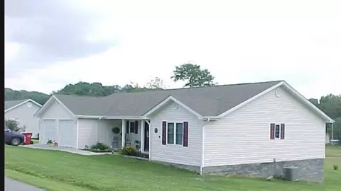 119 Clover Meadows Dr, Corbin, KY 40701