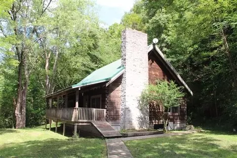 387 School Ave, Williamsburg, KY 40769