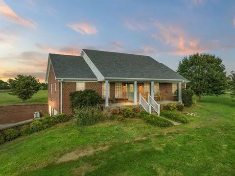 106 Hubble Rd, Danville, KY 40422