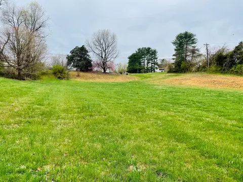 211 Dogwood Ln, Somerset, KY 42503