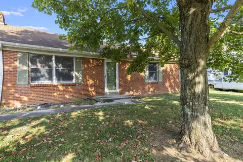 317 Biloxi Dr, Nicholasville, KY 40356