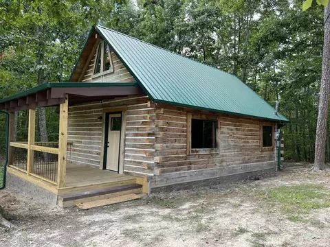 4780 Skullbone Tower Rd, Stearns, KY 42647