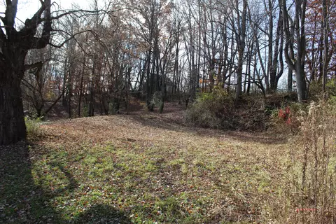 111 Cherry St, Middlesboro, KY 40965 photo 4