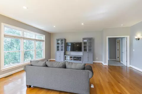 2012 Deerfield Ln, Richmond, KY 40475 photo 5