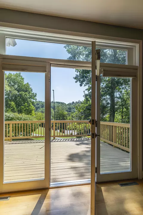 2012 Deerfield Ln, Richmond, KY 40475 photo 14