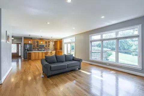 2012 Deerfield Ln, Richmond, KY 40475 photo 8