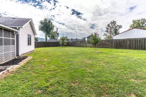 419 Pepper Dr, Berea, KY 40403 photo 6