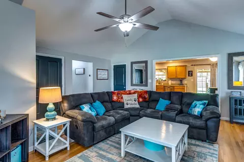 419 Pepper Dr, Berea, KY 40403 photo 9