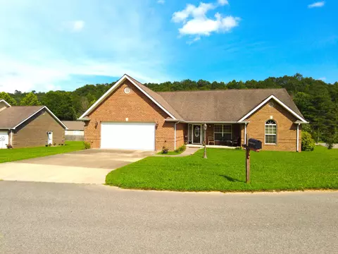 202 Queens Way, Middlesboro, KY 40965