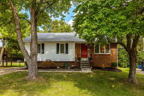 1741 Masters Ln, Lexington, KY 40515