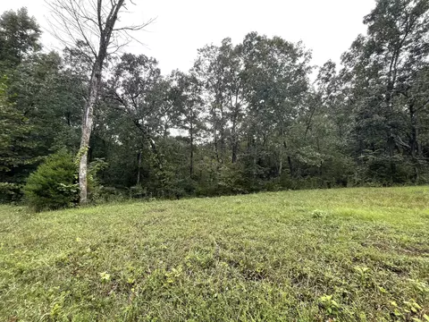 lot8 Cumberland Shrs, Monticello, KY 42633