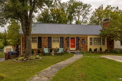120 Milwood Dr, Winchester, KY 40391
