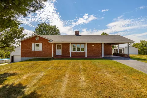 10459 Main St, Mackville, KY 40040