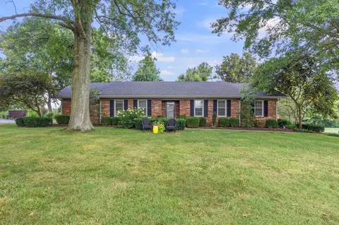 2021 Cardinal Dr, Danville, KY 40422