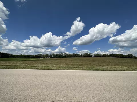 930 Walnut Grove Rd, Carlisle, KY 40311