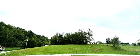 61 White Oak Rd, Owingsville, KY 40360