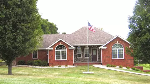 241 Hurst Dr, Harrodsburg, KY 40330