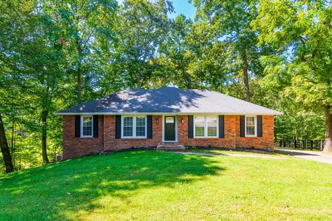 106 Sherwood Park, Campbellsville, KY 42718